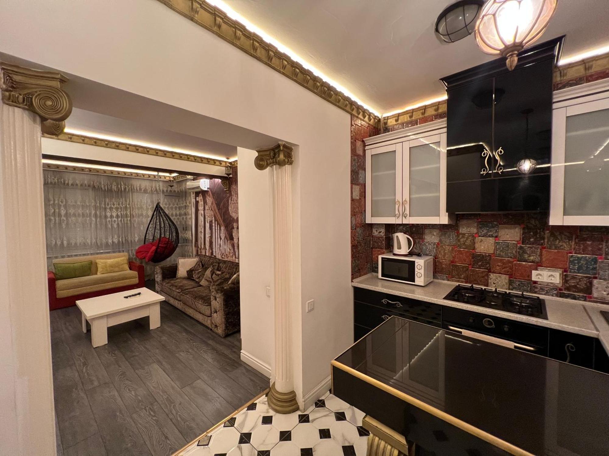 2 Bedrooms Heart Of City Center Chişinau Exteriör bild